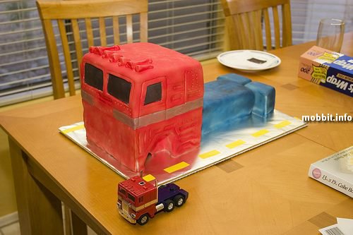Optimus Prime cake