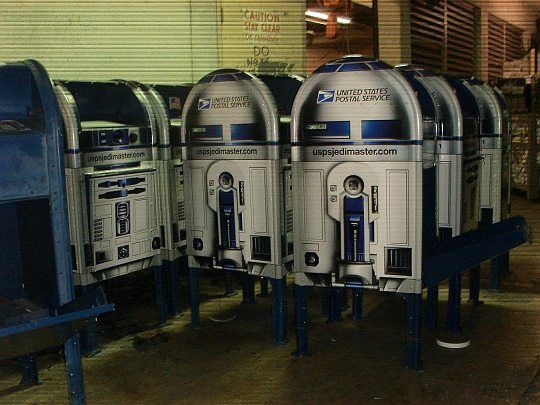 R2D2 mailboxes