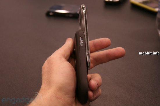 Motorola Evoke QA4