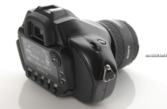 Sony a352