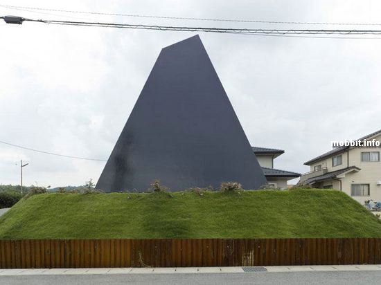 Дом-пирамида